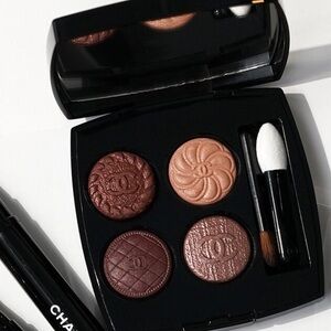 LES 4 OMBRES BOUTONS Eyeshadow Palette #219 - BOUTONS COUTURE